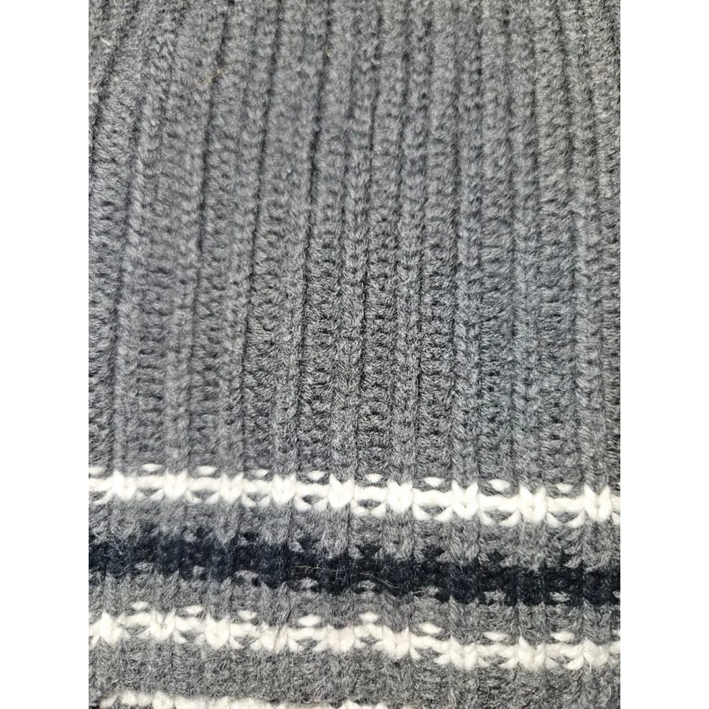Boys The Children's Place Sweater Size S (5/6) Gray